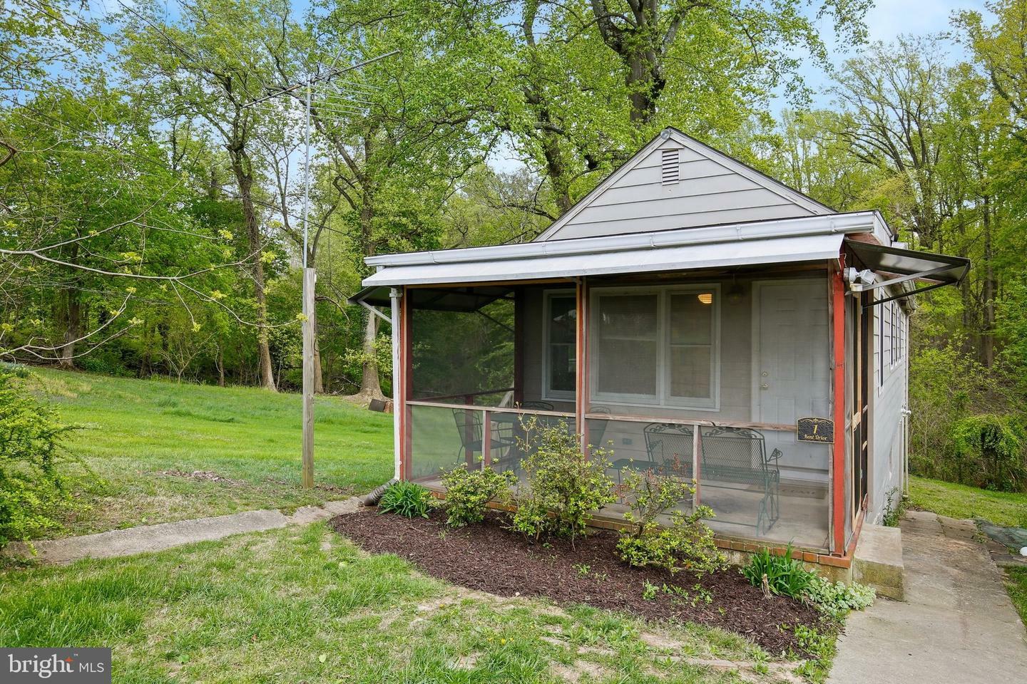 Property Photo:  1 Kent Drive  MD 21610 