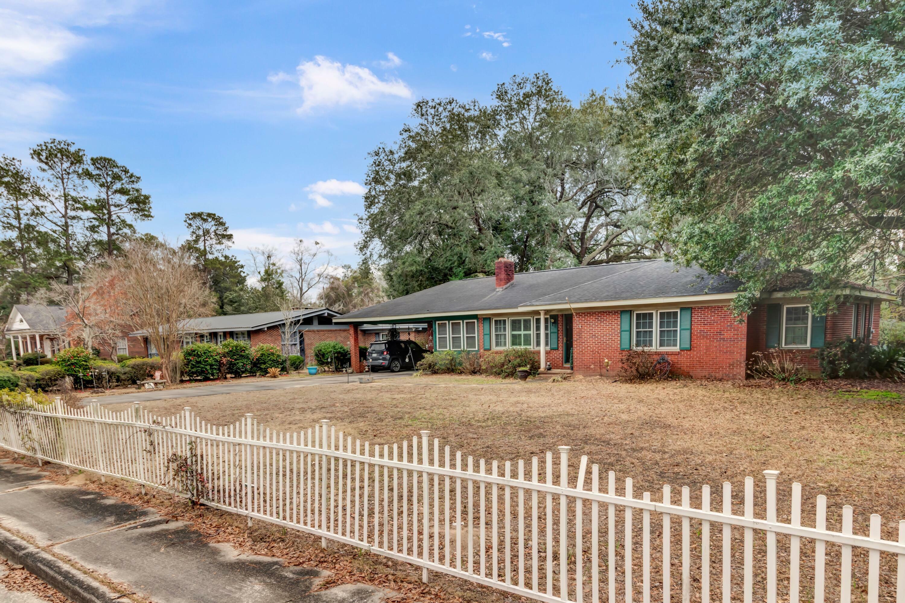 Property Photo:  113 Hilltop Street  SC 29556 