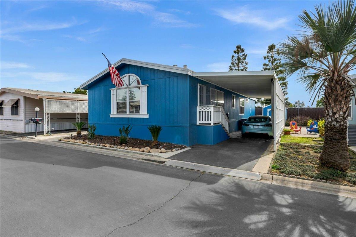 Property Photo:  2706 W Ashlan Avenue 268  CA 93705 