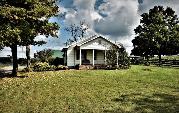 Property Photo: 3833 Spring Place Road SE TN 37323