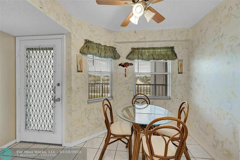 Property Photo:  1400 SW 124th Ter 409Q  FL 33027 