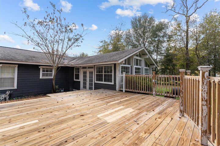 Property Photo: 502 S Temple Drive TX 75941