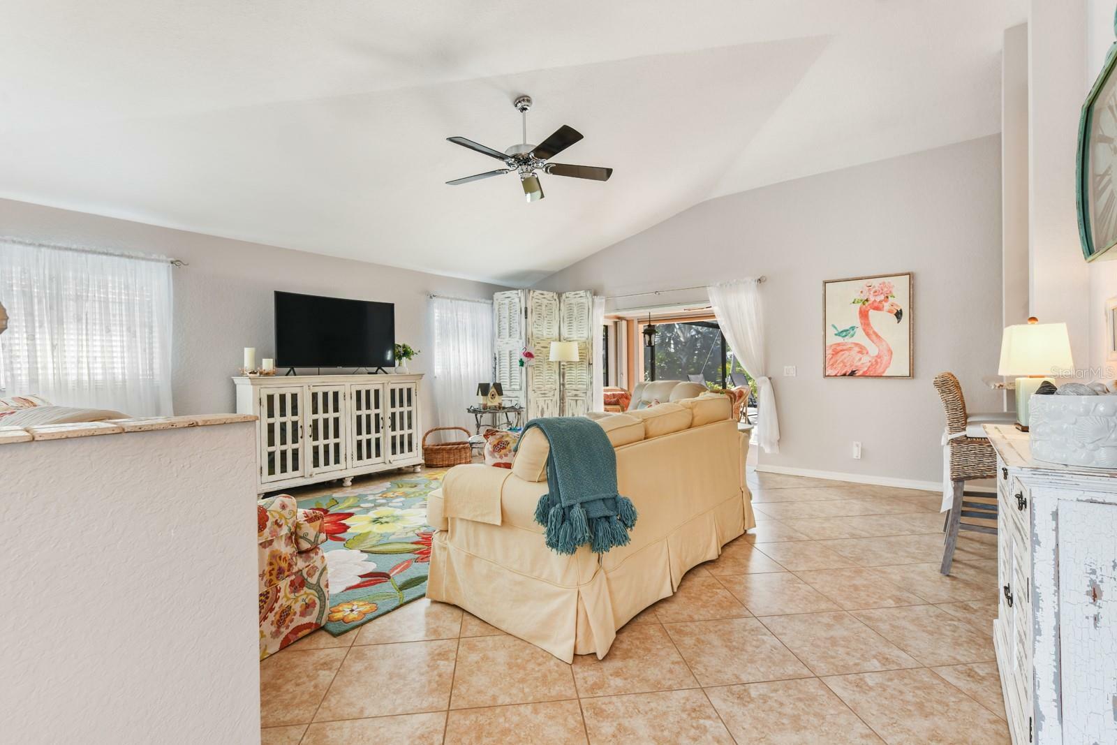 Property Photo:  4071 Cape Cole Boulevard  FL 33955 