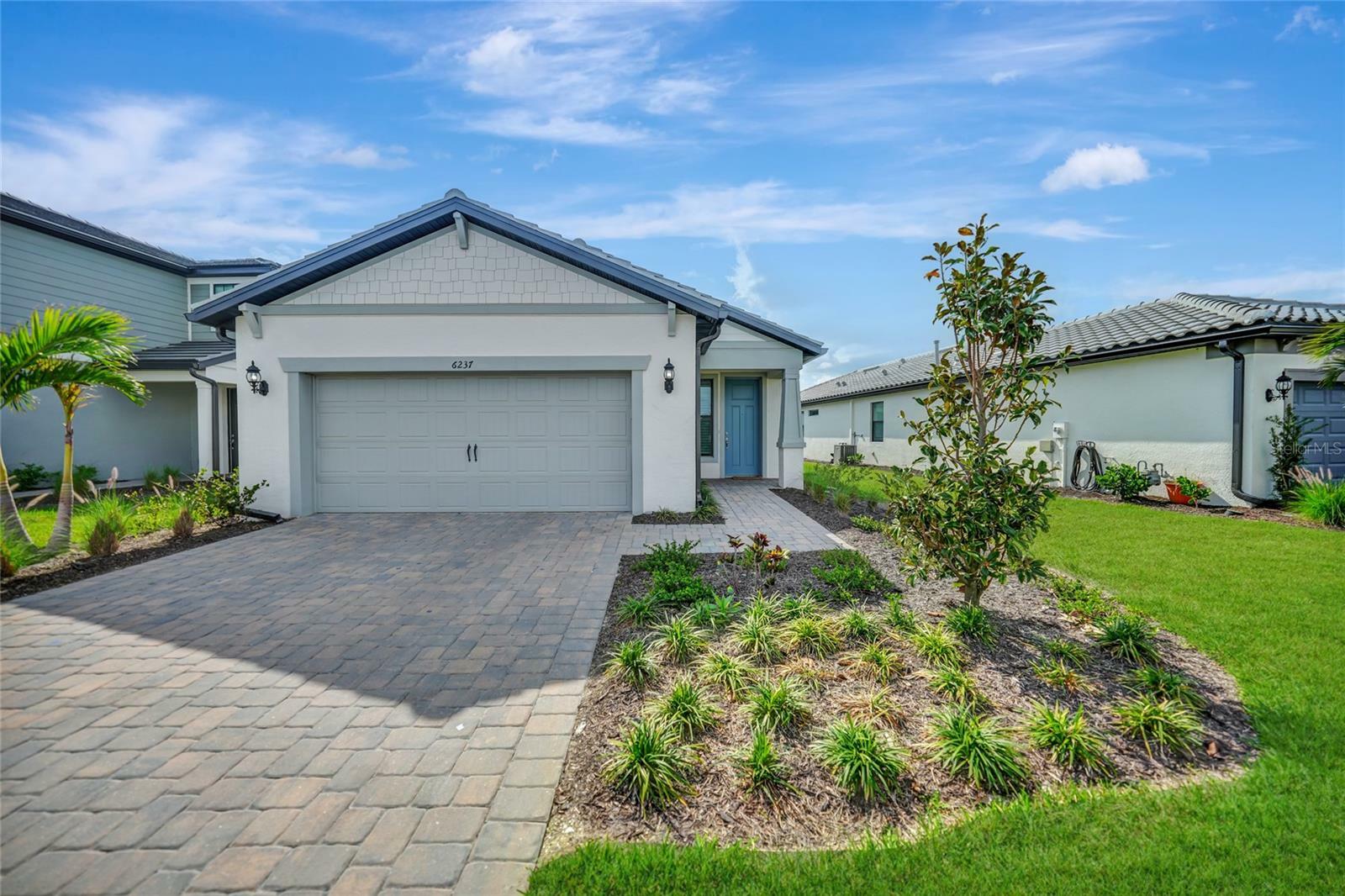 Property Photo:  6237 Fish Eagle Court  FL 34275 