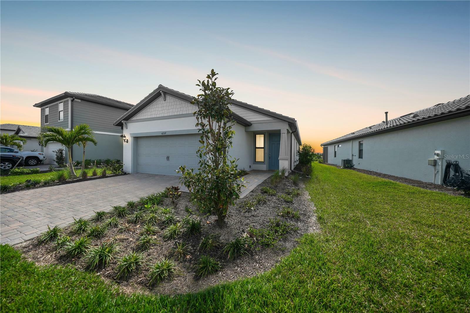 Property Photo: 6237 Fish Eagle Court FL 34275