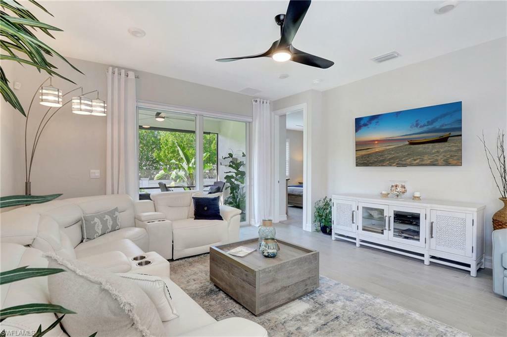 Property Photo: 1037 Tranquil Brook Dr FL 34114