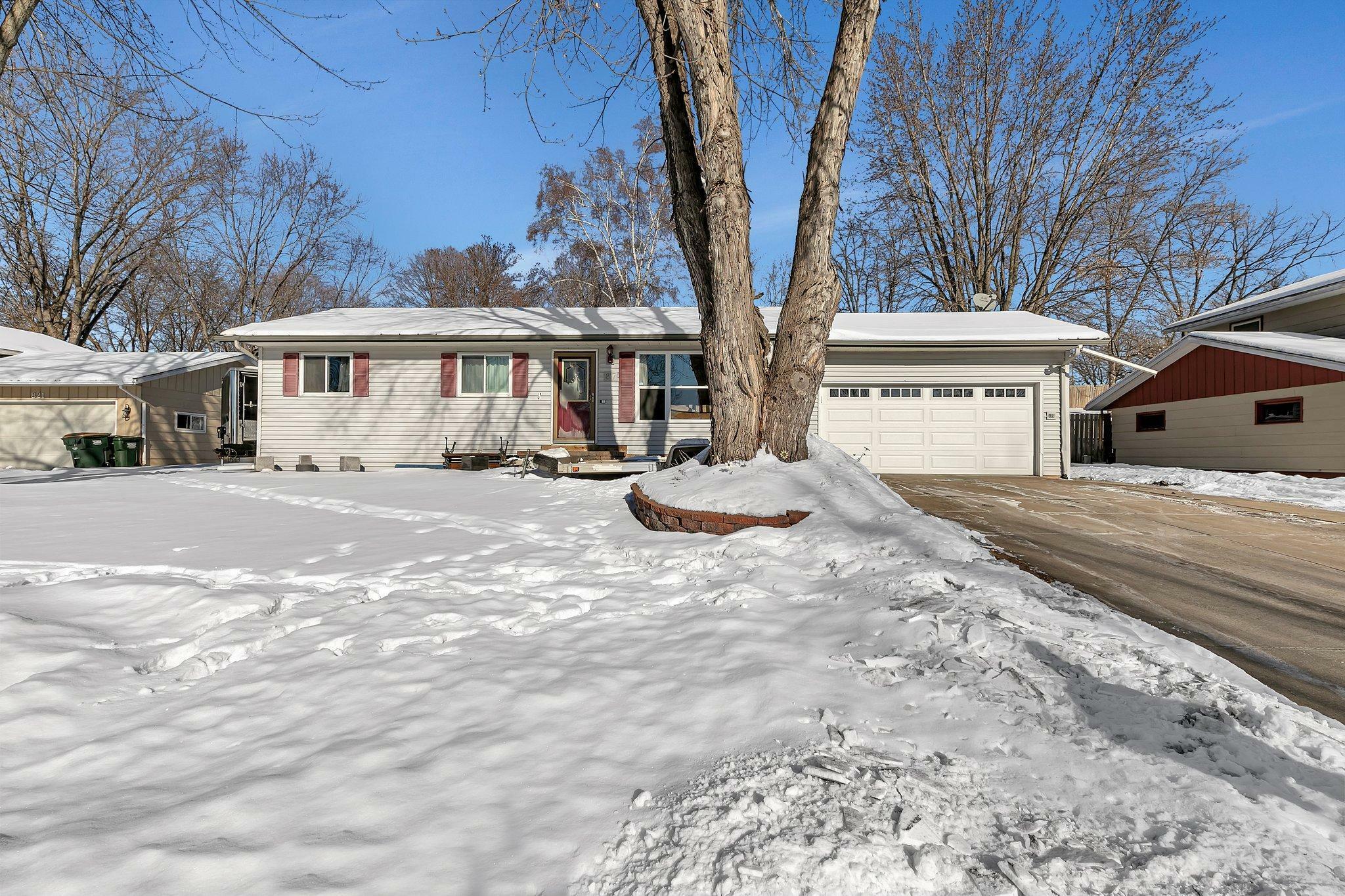 Property Photo:  817 2nd Street N  MN 56320 