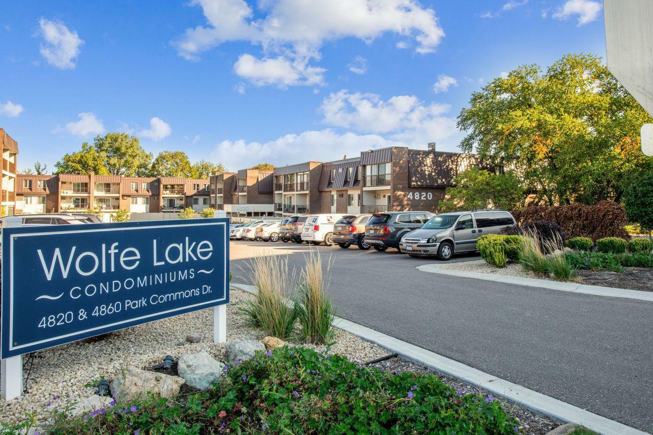 Property Photo: 4820 Park Commons Drive 124 MN 55416