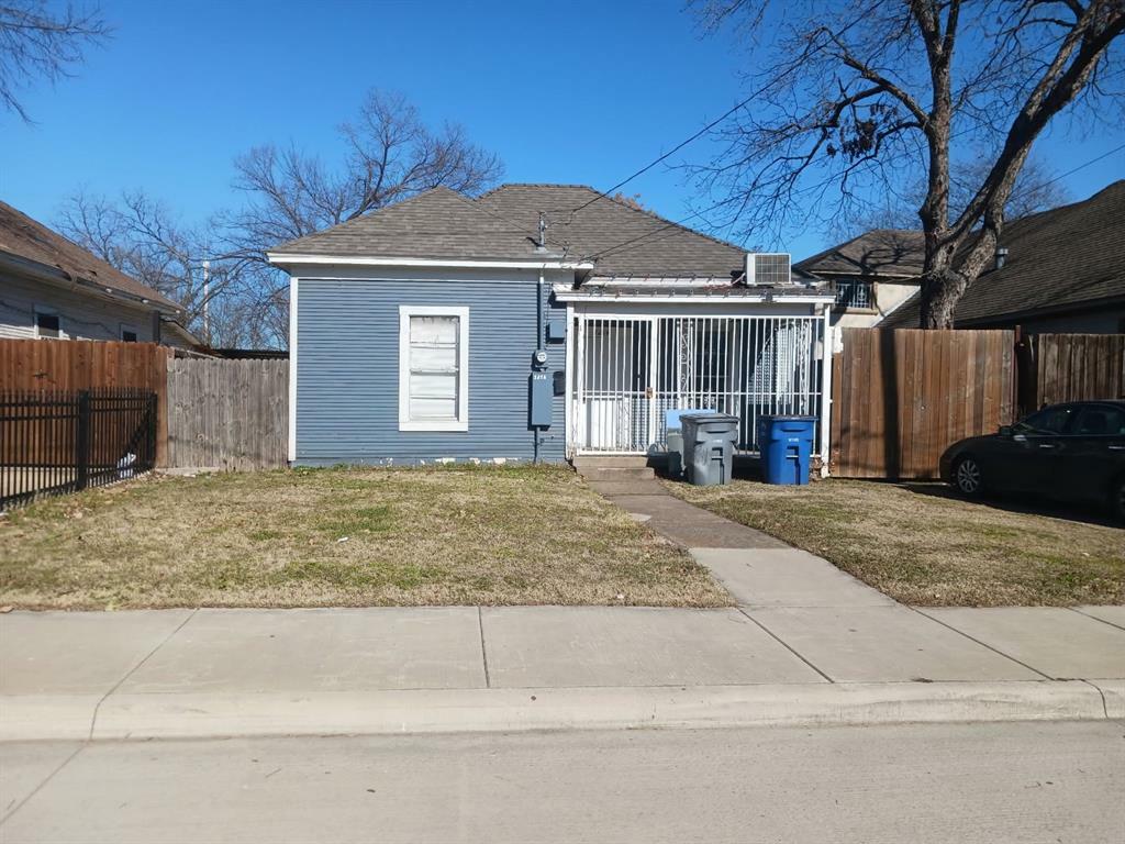 Property Photo:  3214 Meadow Street  TX 75215 