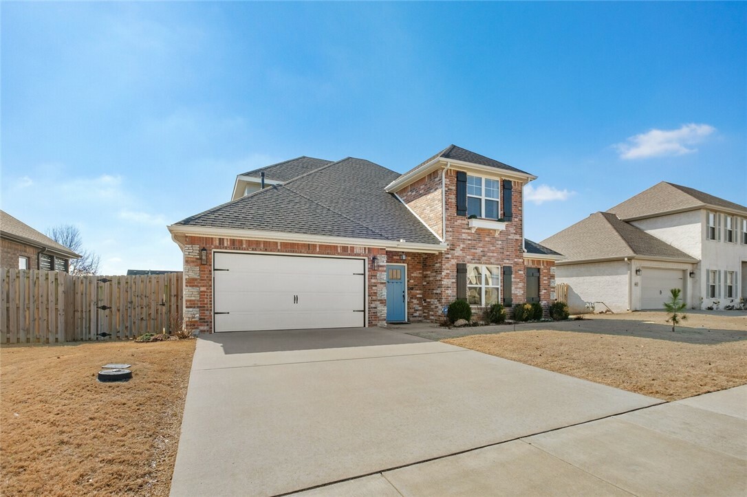 Property Photo:  804 Bellmara Circle  AR 72718 