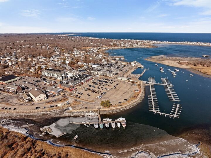 Property Photo:  91 Front Street 204  MA 02066 