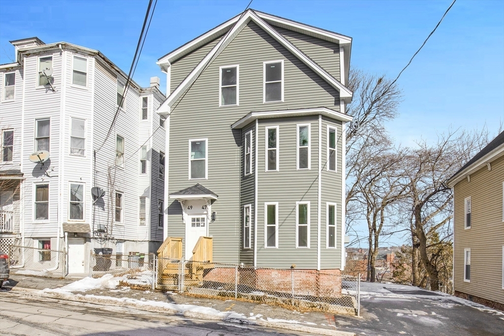 Property Photo:  49 Bellevue Ave 2  MA 01832 