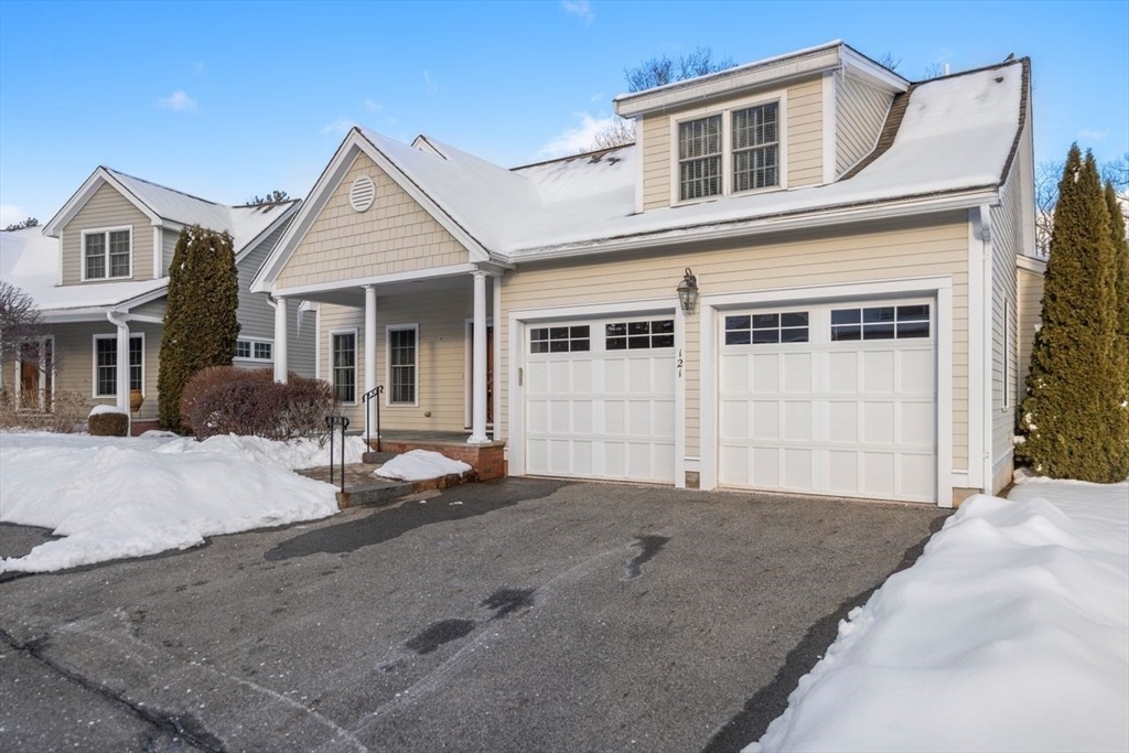 Property Photo:  121 Cortland Drive 121  MA 01845 