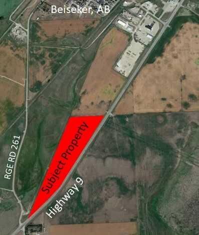 NW-01-28-26-W4 / On Hwy 9 And Rge Rd 261 — photo 1