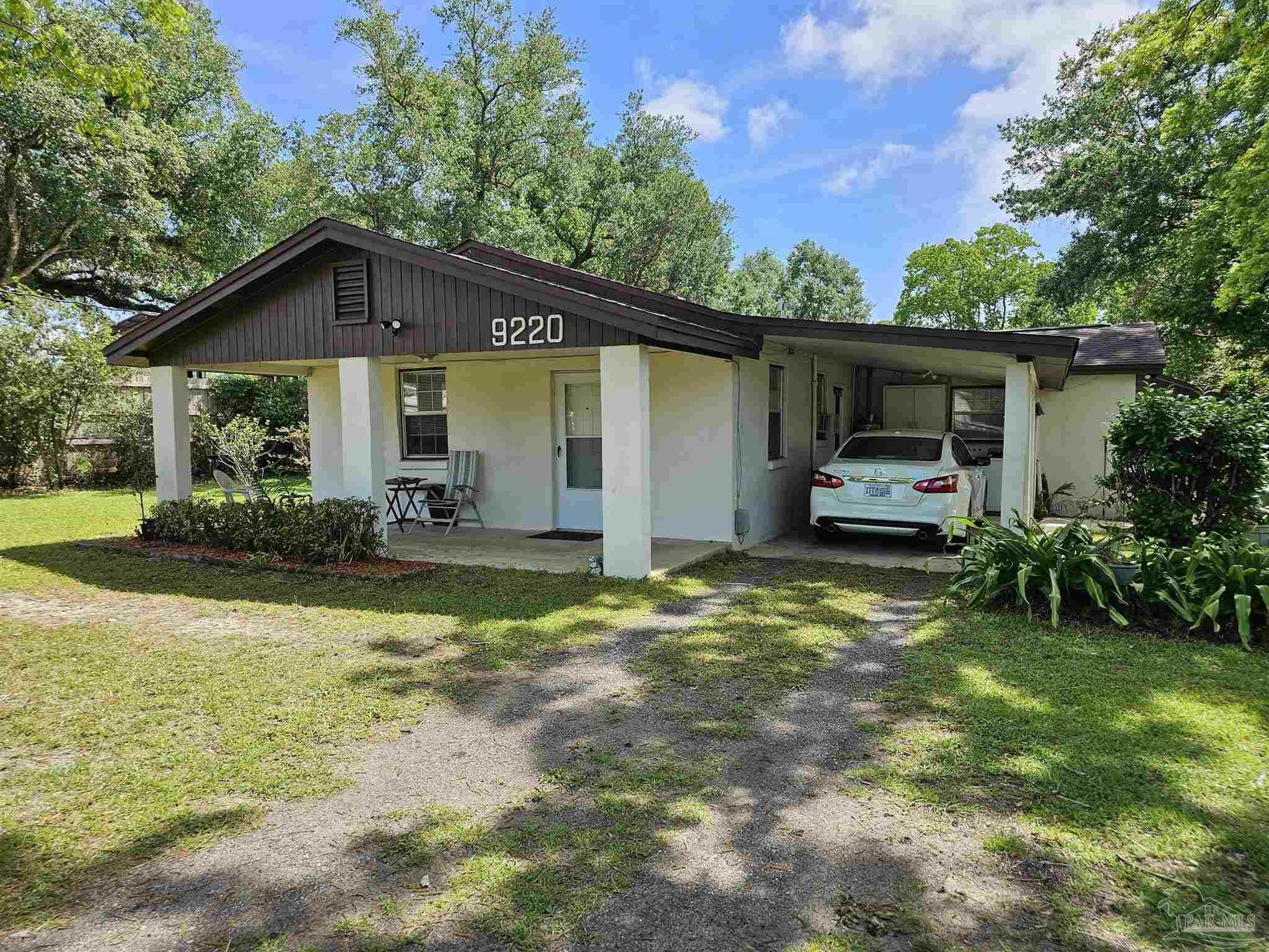 Property Photo:  9220 Bowman Ave  FL 32534 