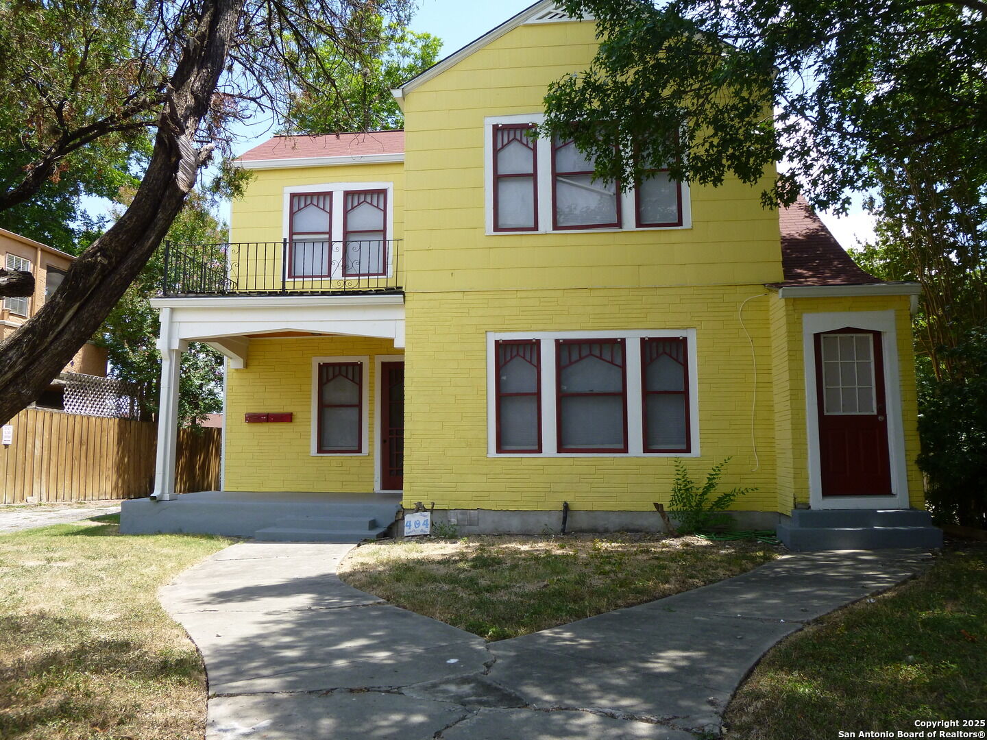 Property Photo:  404 Donaldson Ave  TX 78201 