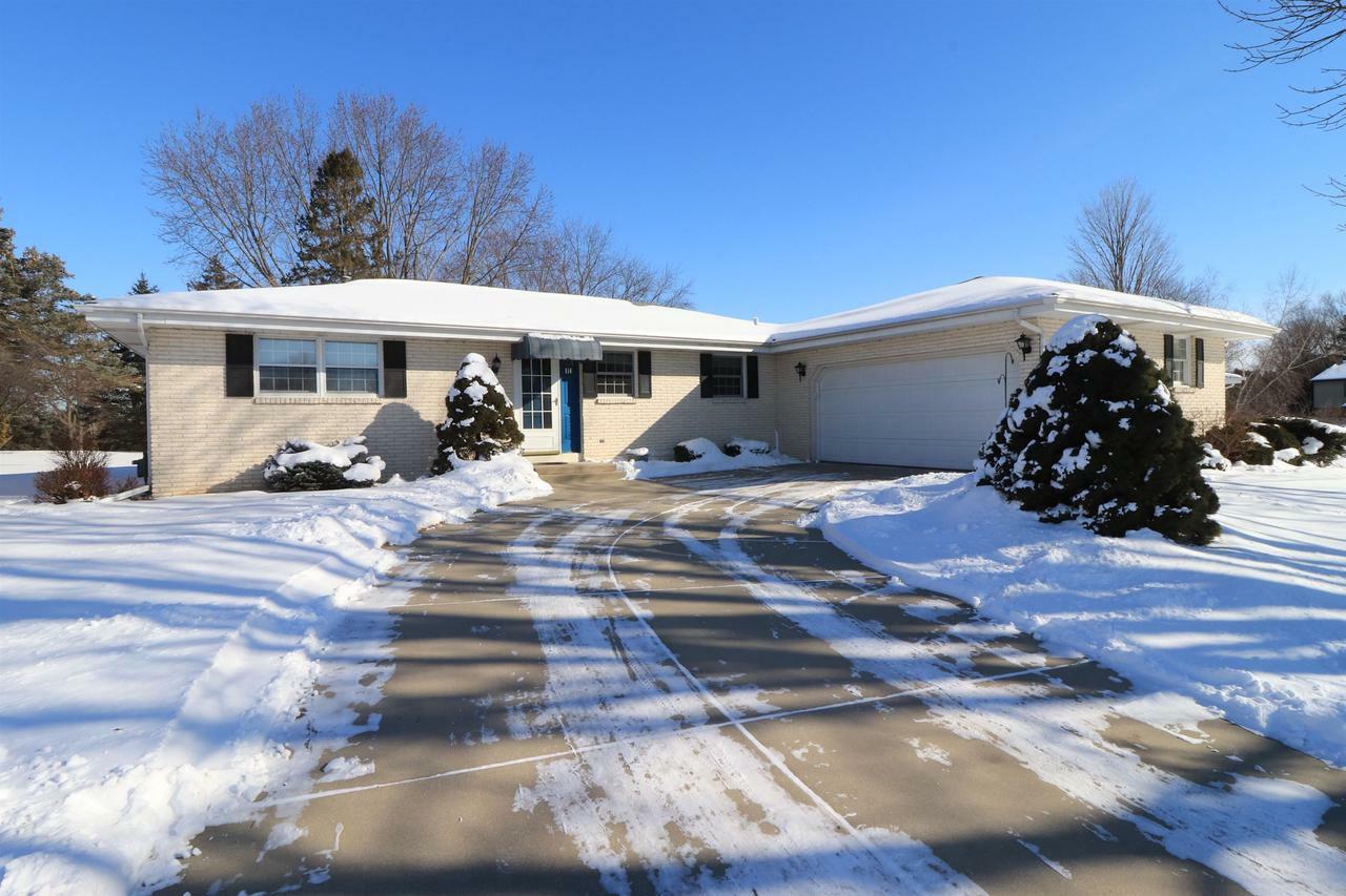 114 Arbor Hill Drive  Janesville WI 53548 photo
