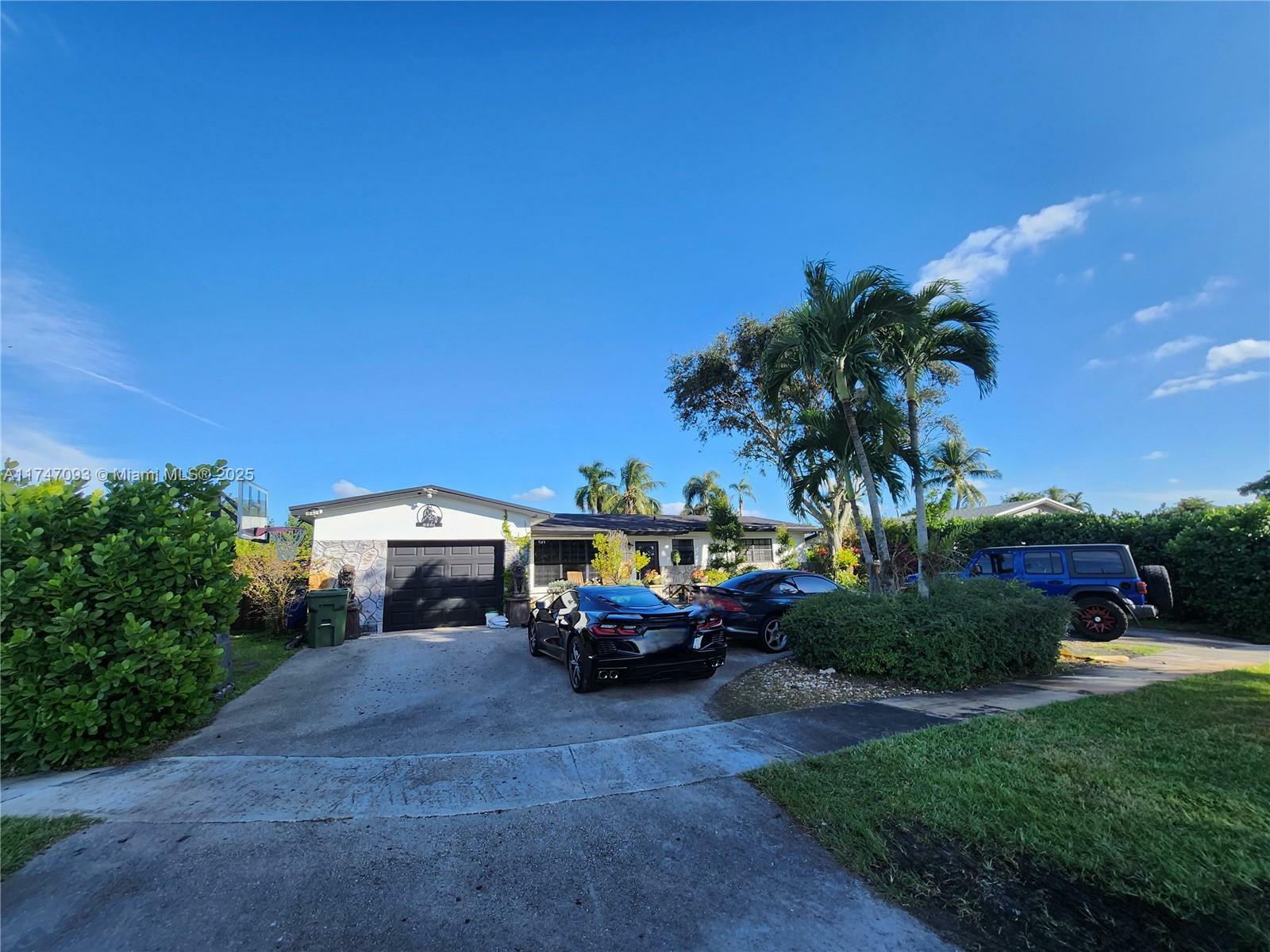 Property Photo:  2251 NW 87th Terrace  FL 33024 