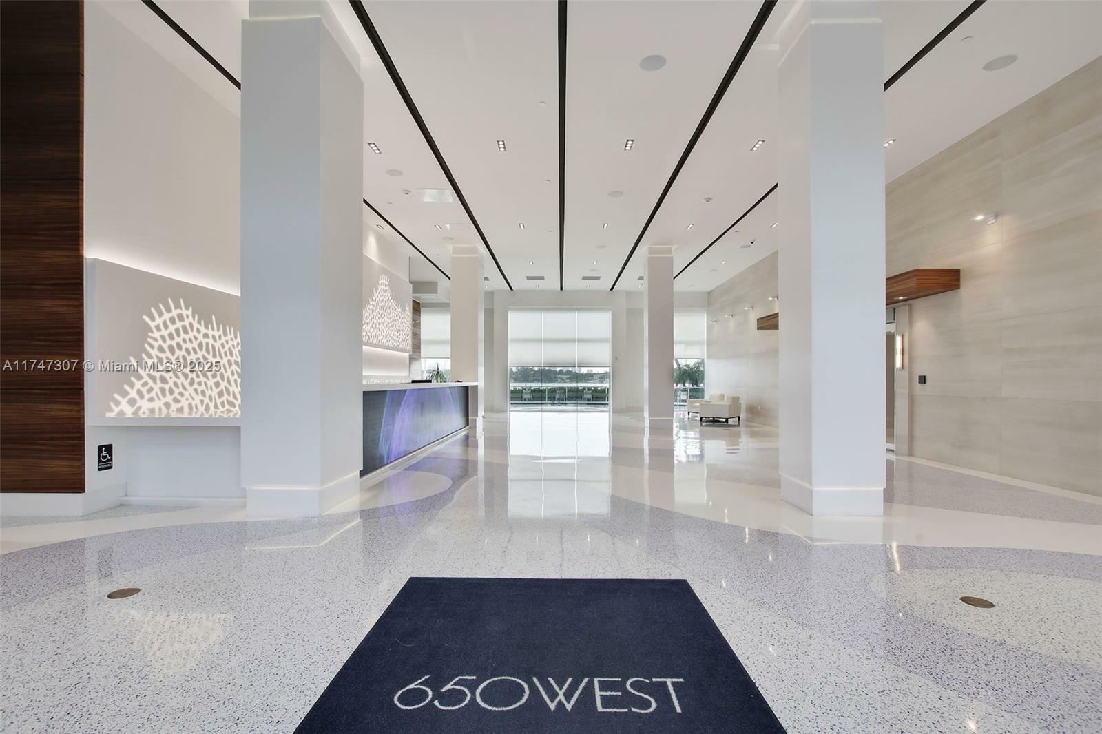 Property Photo: 650 West Ave 2204 FL 33139