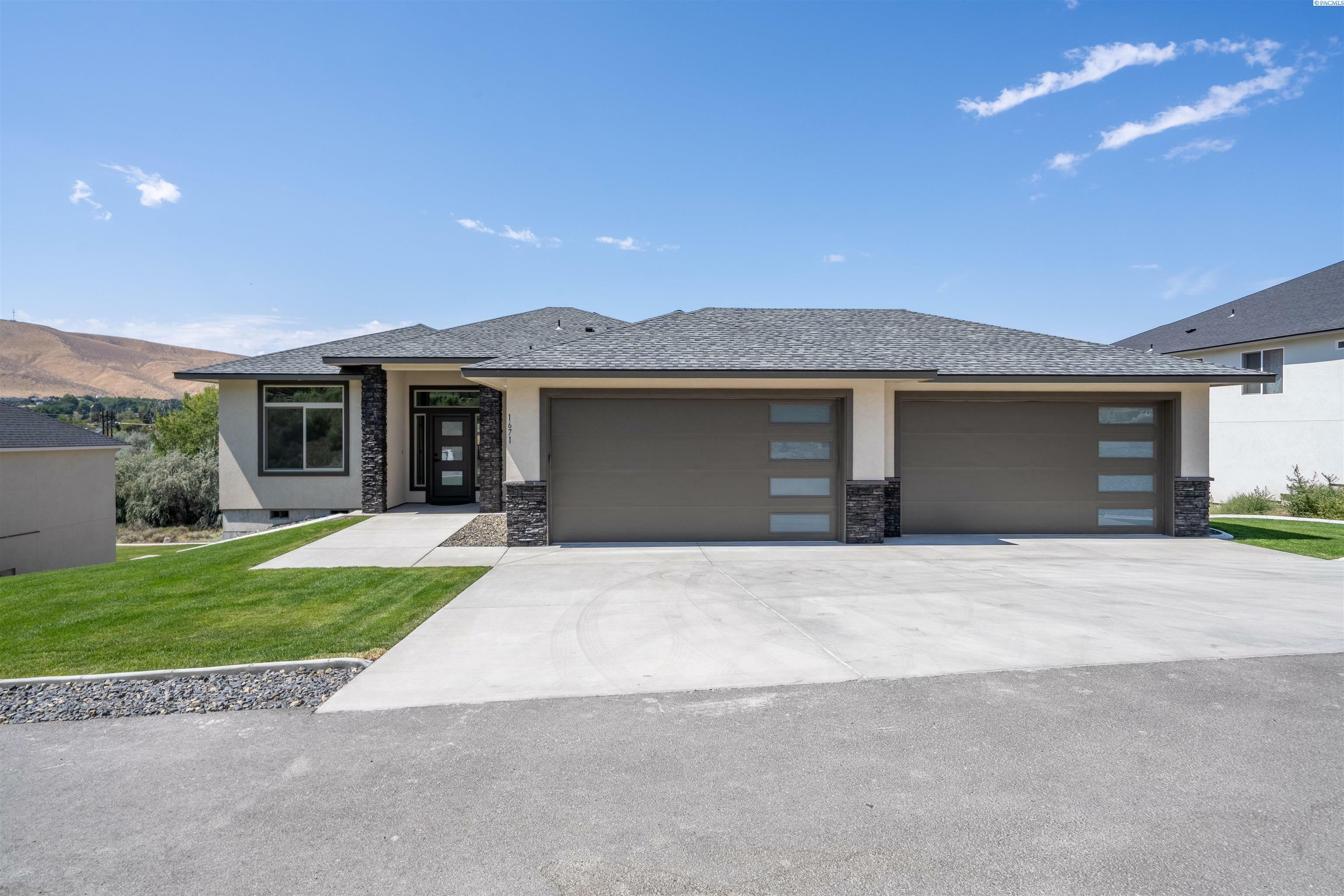 Property Photo:  1671 Jericho Road  WA 99352 