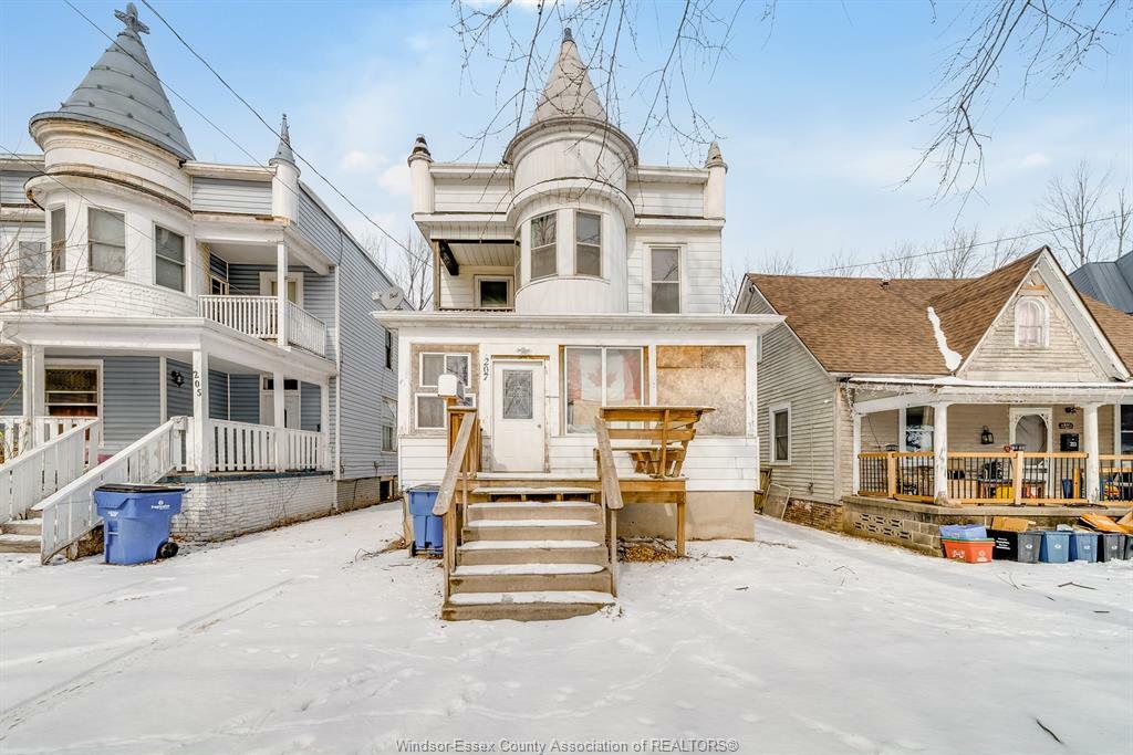 Photo de la propriété:  207 Park Street  ON N7M 3S1 