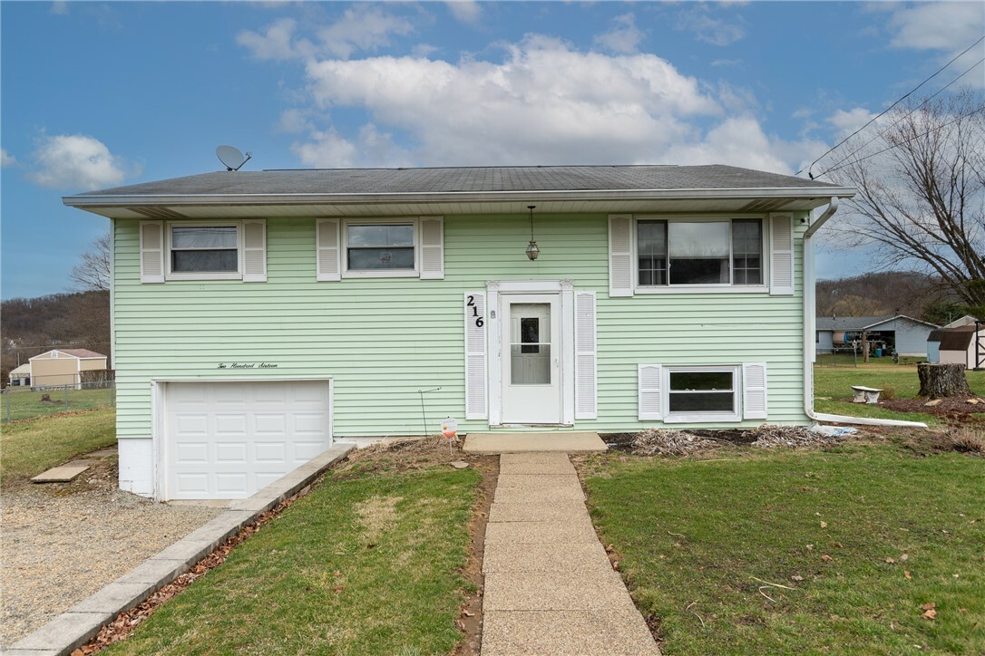 216 Karen Drive  Apollo PA 15613 photo