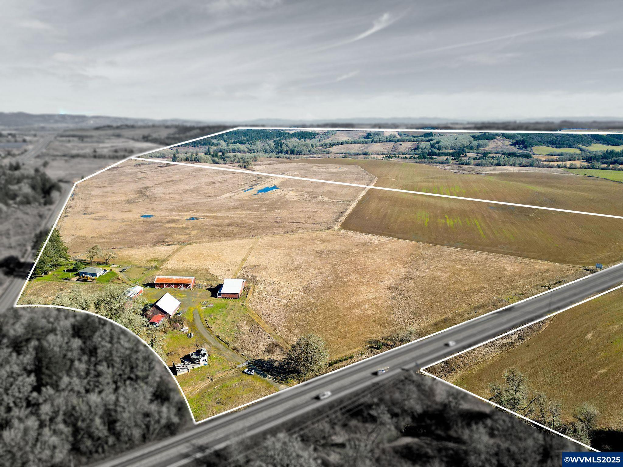 Property Photo:  22345 Or-22 Hwy  OR 97378 