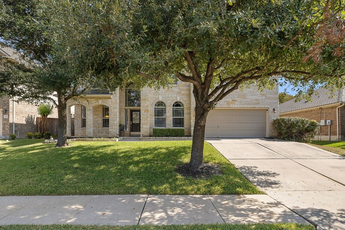 Property Photo: 4215 Meadow Vista Lane TX 78665