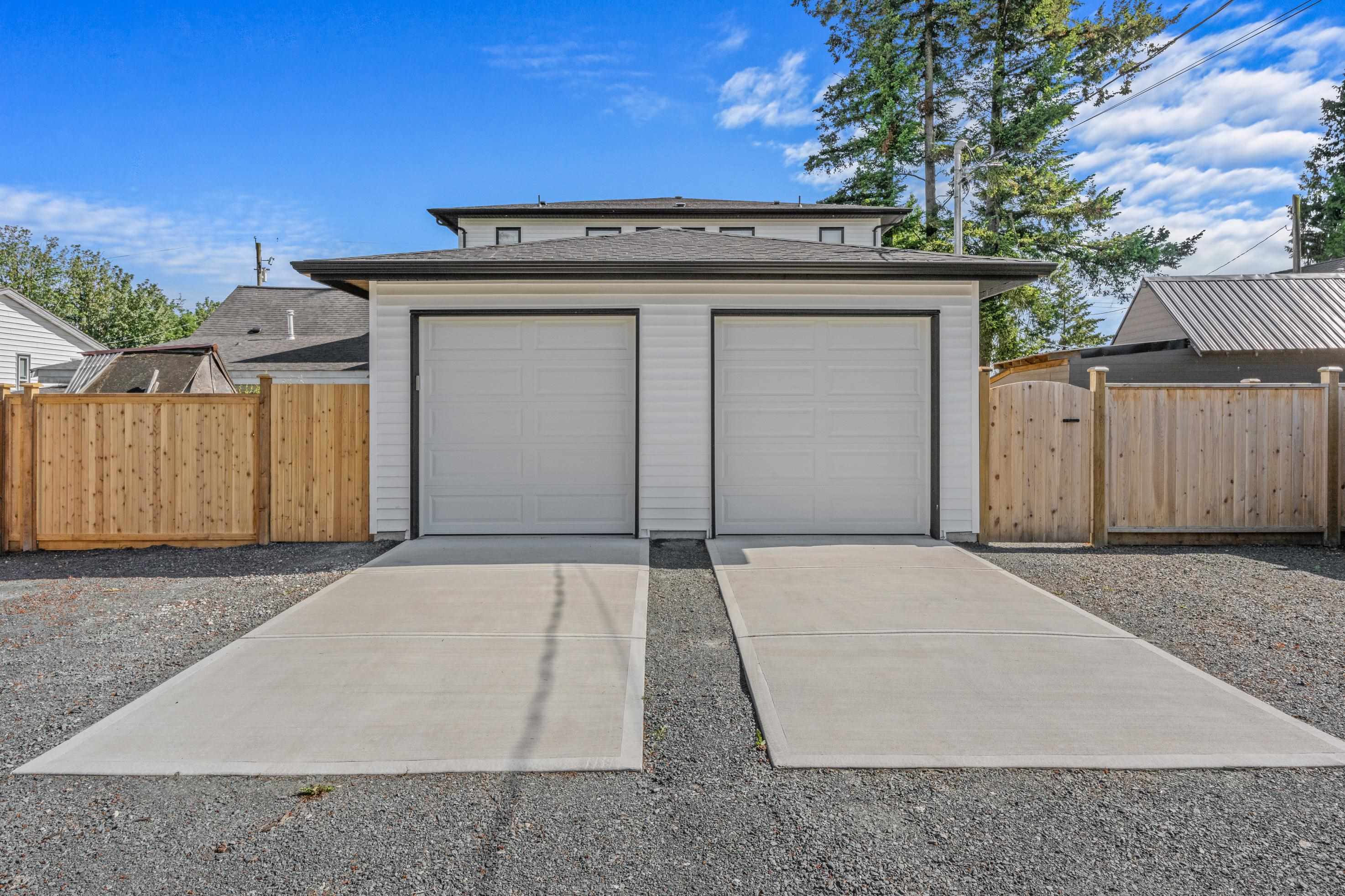 Photo de la propriété: 33225 5th Avenue BC V2V 1V9