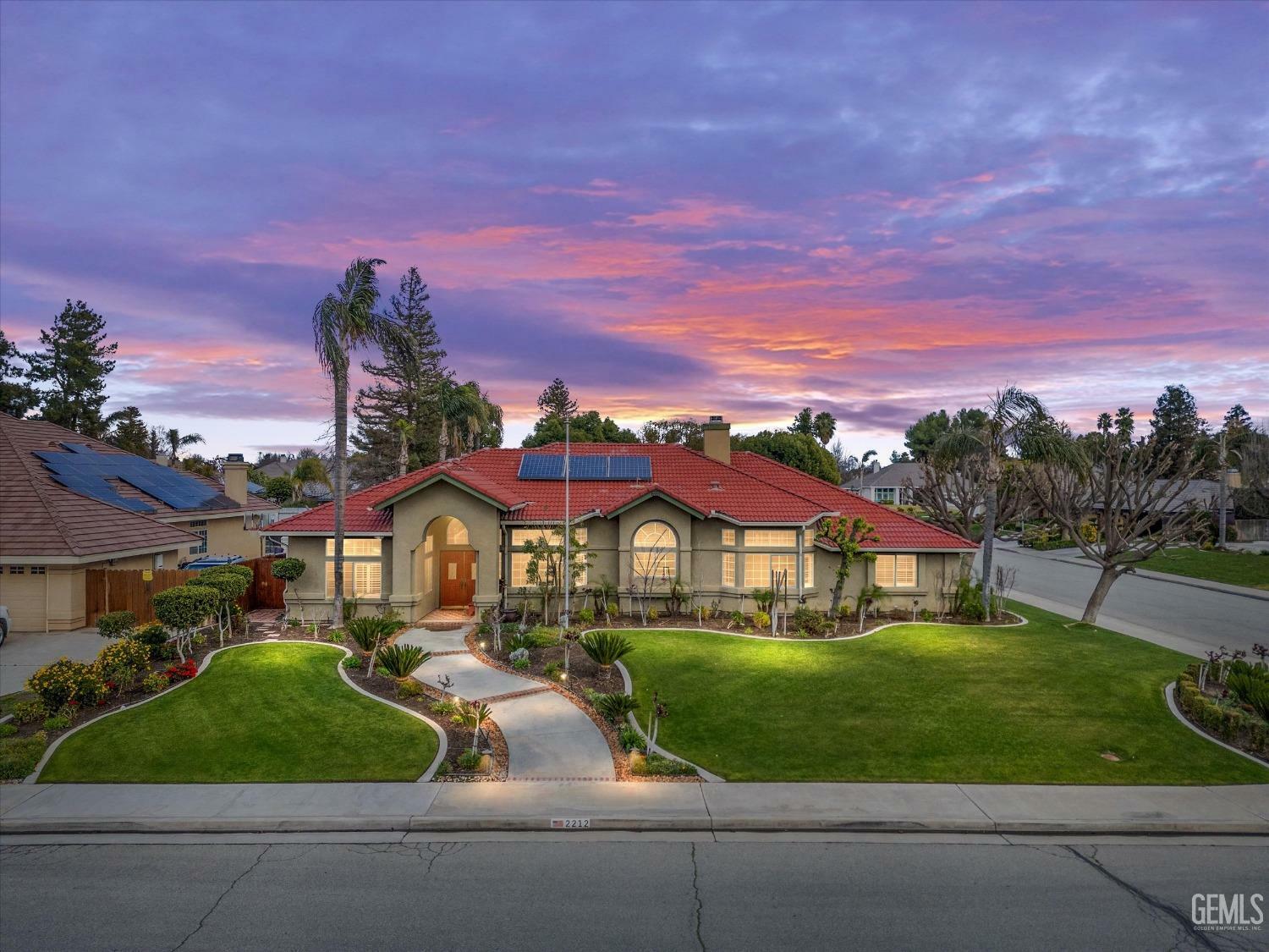 Property Photo: 2212 Rich Springs Court CA 93312