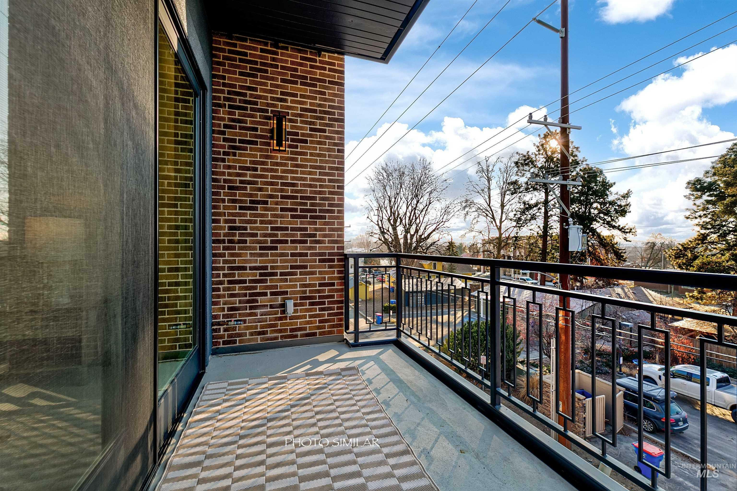 Property Photo: 55 E State St. 203 ID 83616