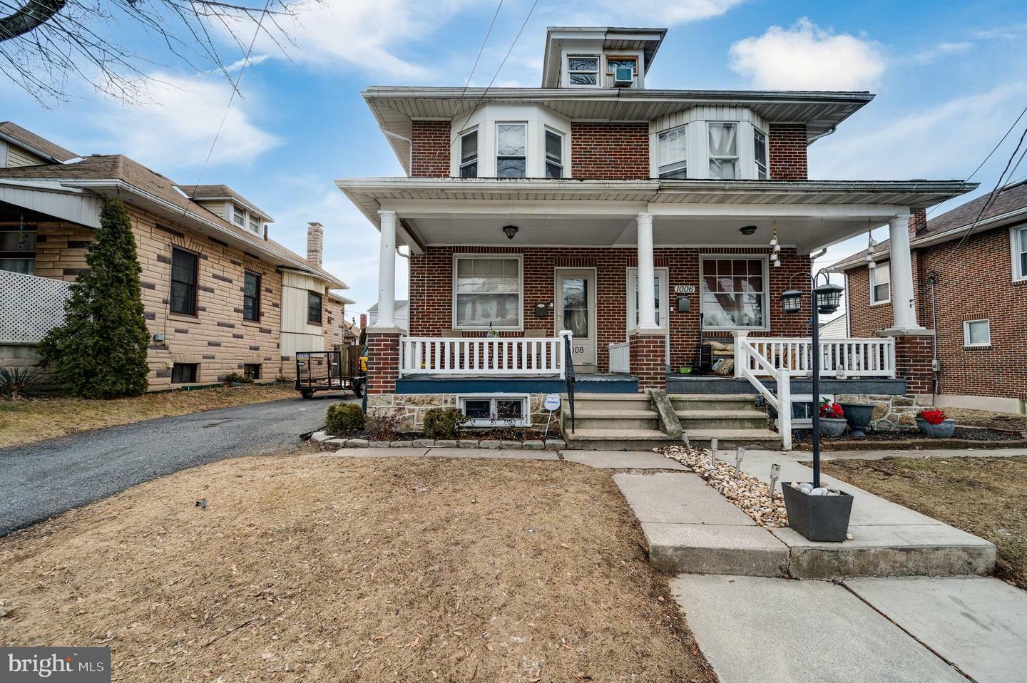 Property Photo:  1008 E Bellevue Avenue  PA 19605 