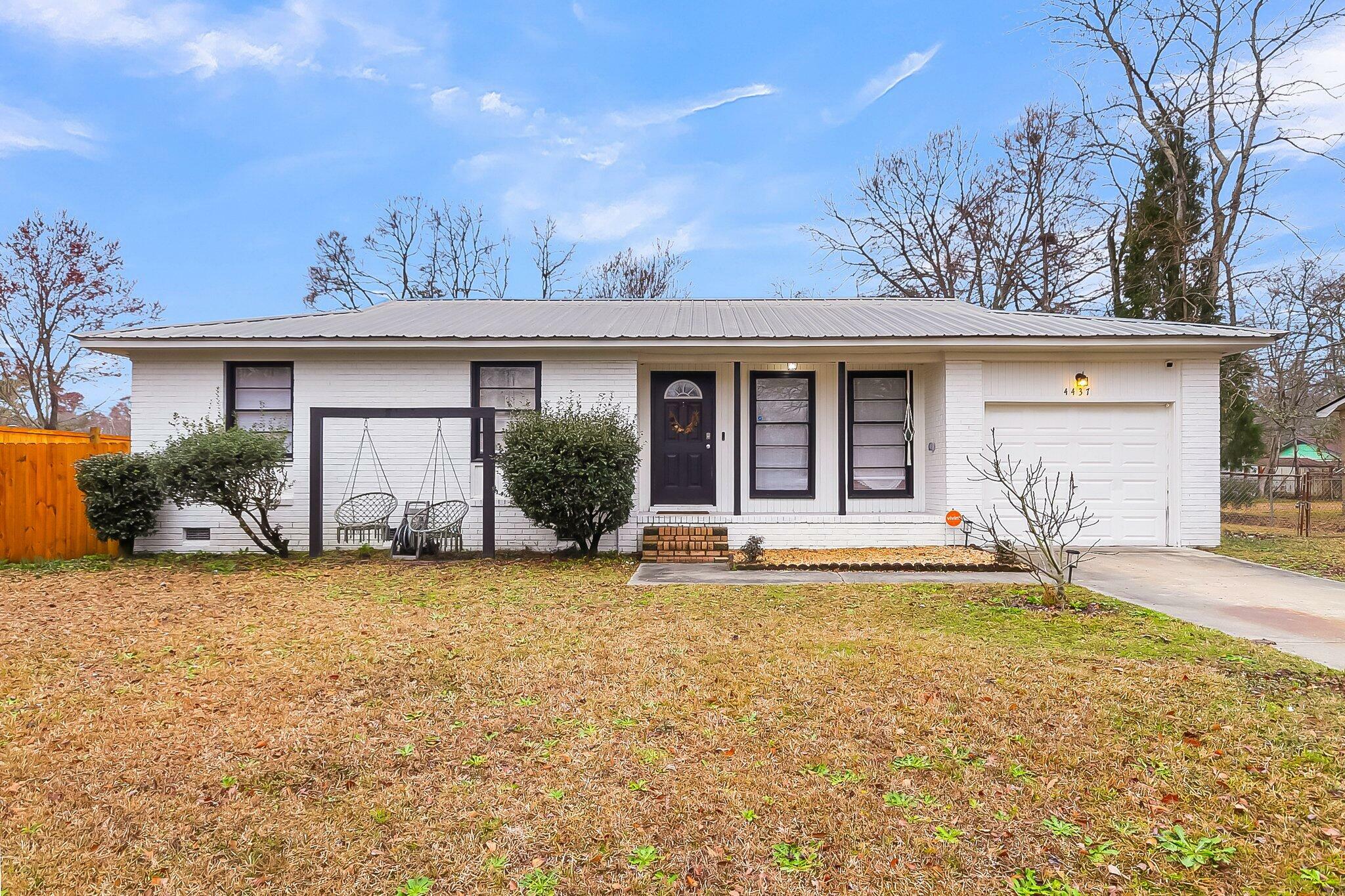 Property Photo:  4437 Logwood Drive  SC 29456 