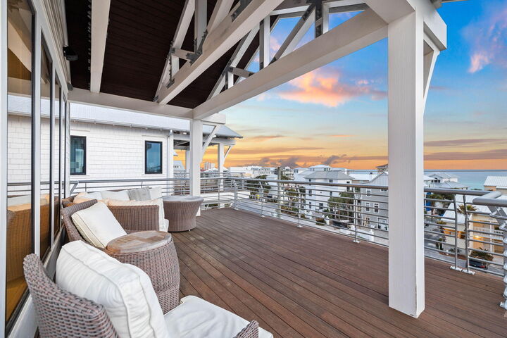 Property Photo:  3325 E County Hwy 30A  FL 32459 