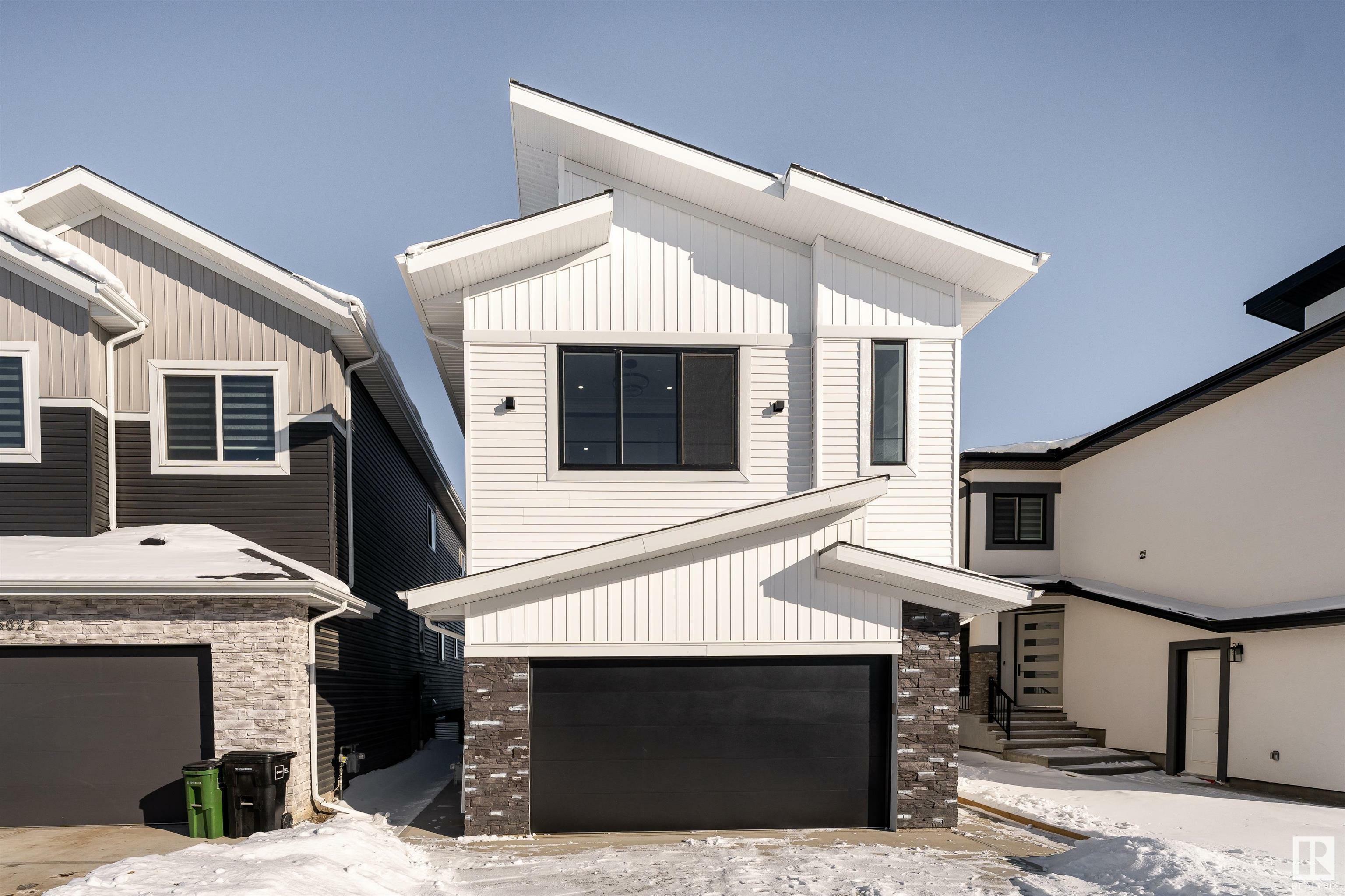 15019 10 Street NW  Edmonton AB T5Y 4C8 photo