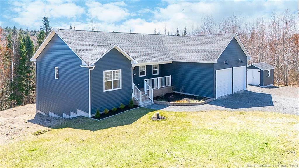 Property Photo: 138 Leeland Way NB E3A 5M7