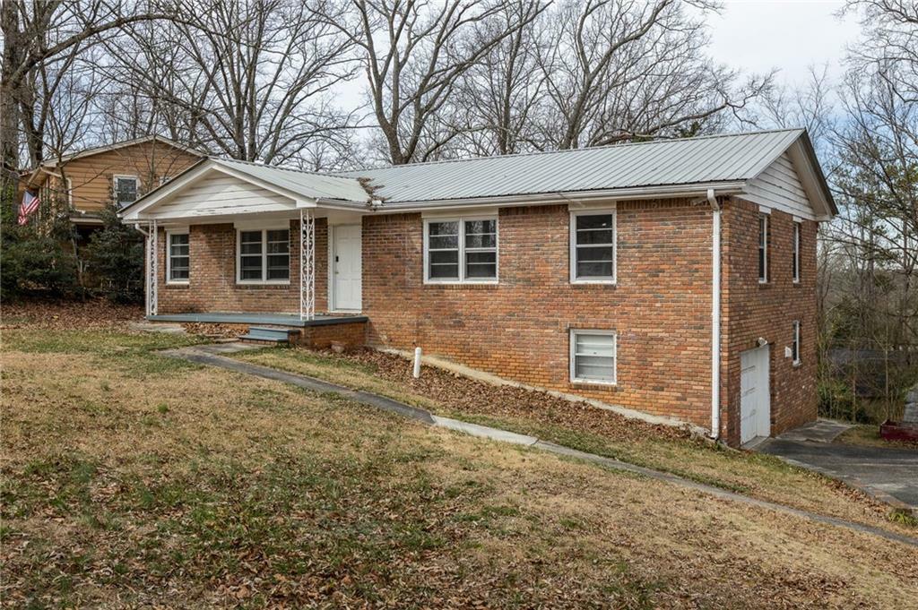 Property Photo: 1031 Dogwood Place GA 30062