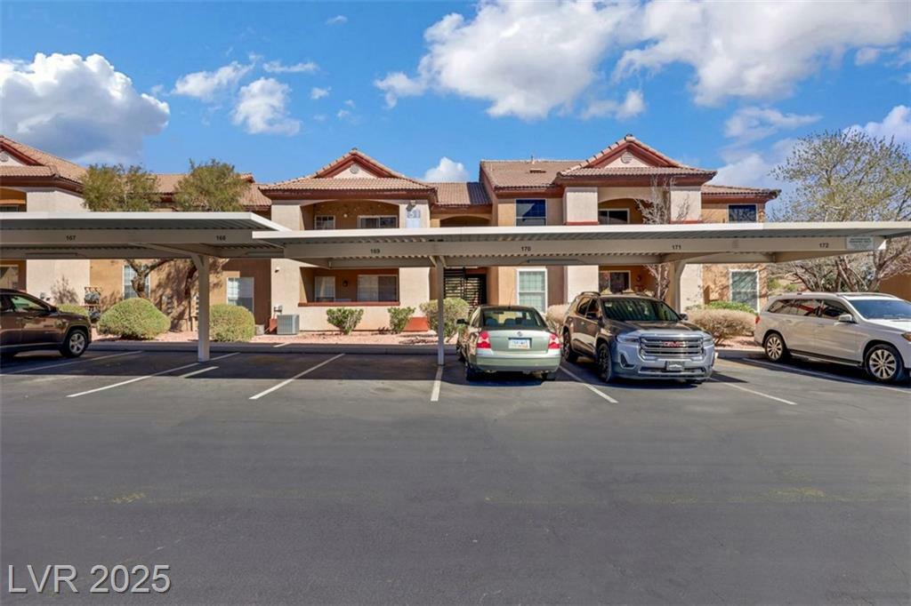 Property Photo: 231 West Horizon Ridge Parkway 527 NV 89012