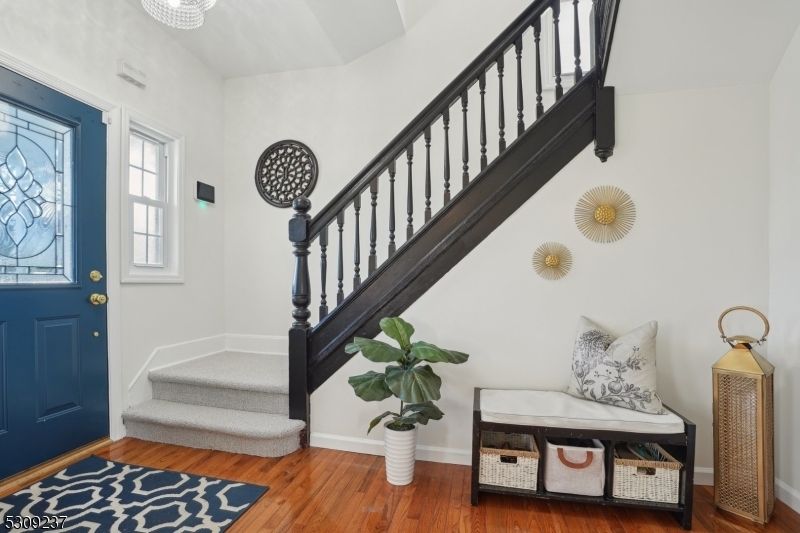 Property Photo:  443 Alden St  NJ 07050 