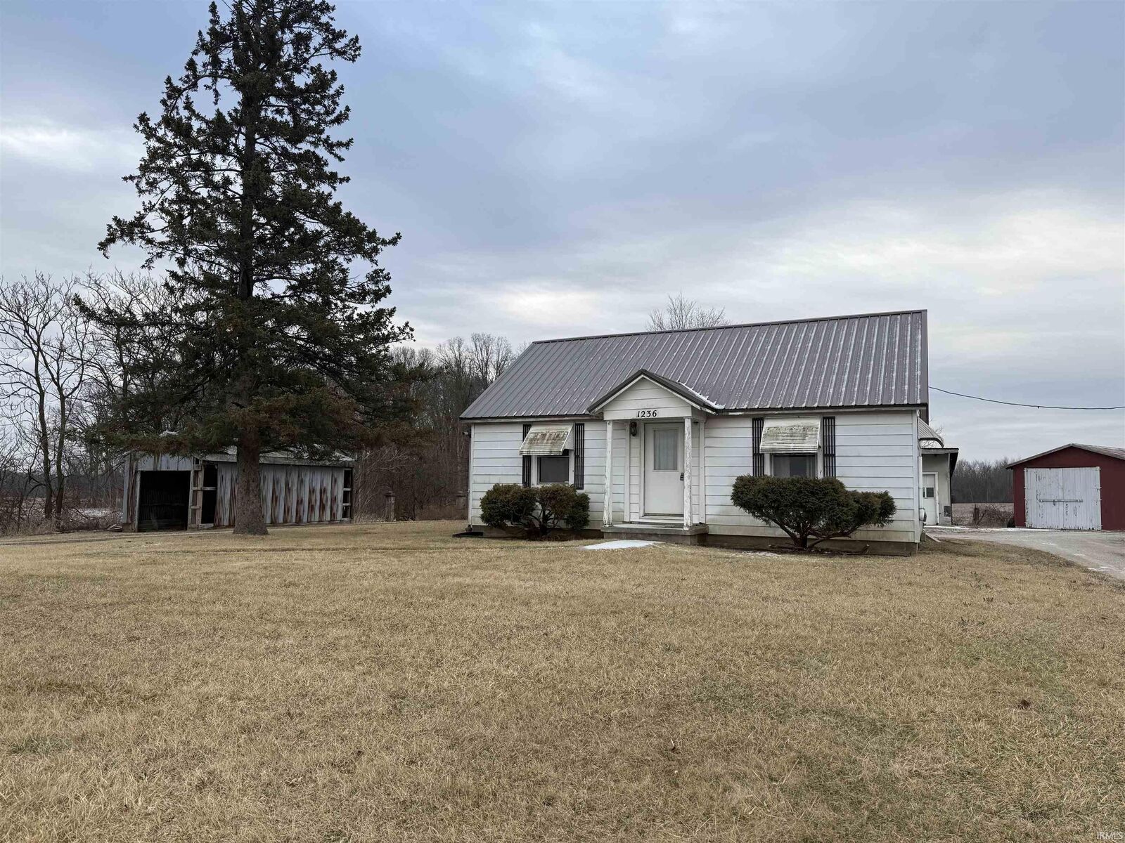 Property Photo: 1236 US Hwy 6 IN 46730