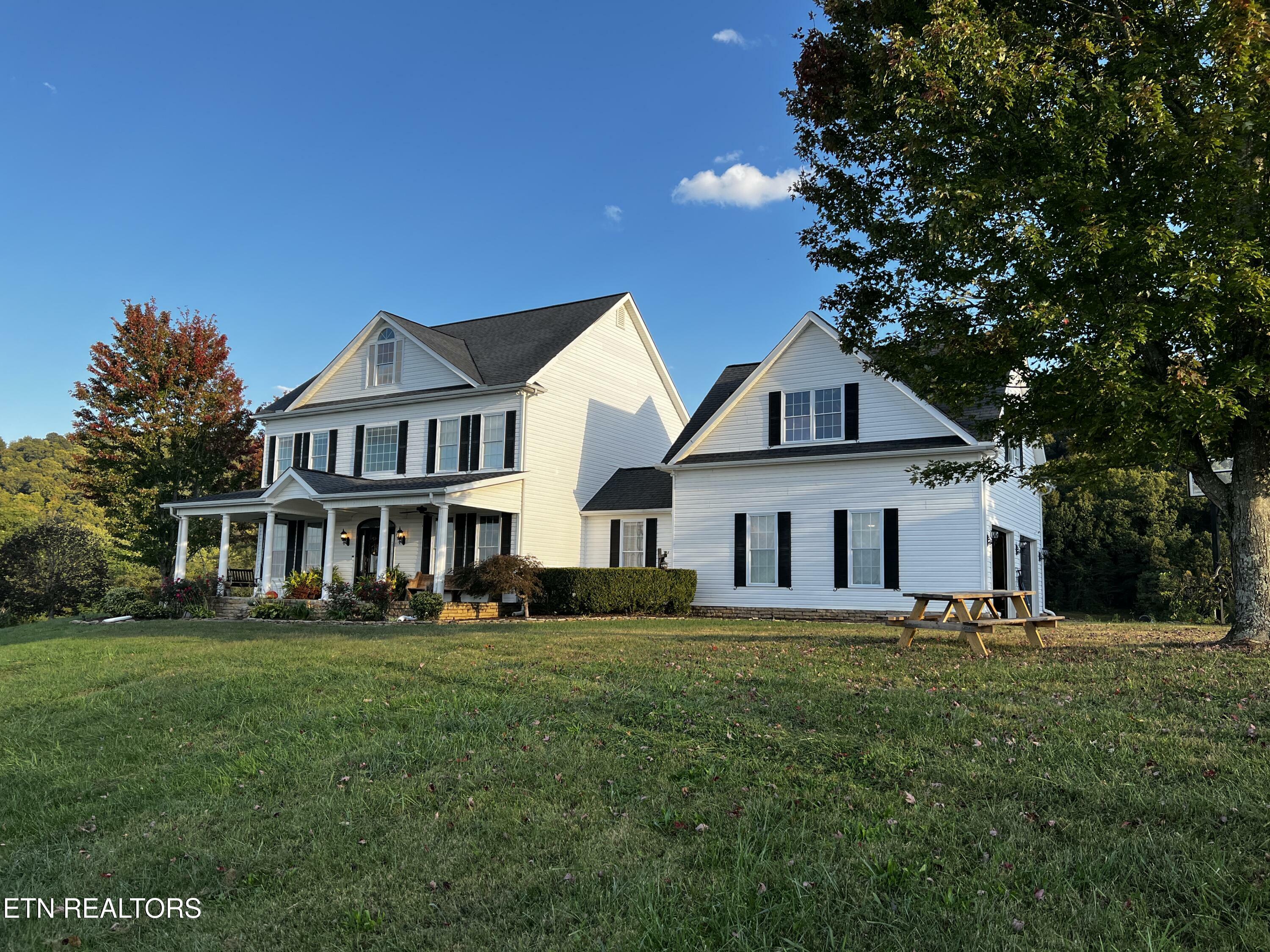 Property Photo: 374 Doane Rd TN 37820