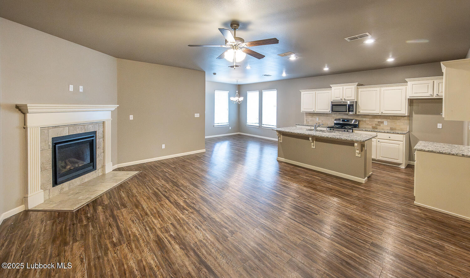 Property Photo: 5234 Jarvis Street TX 79416