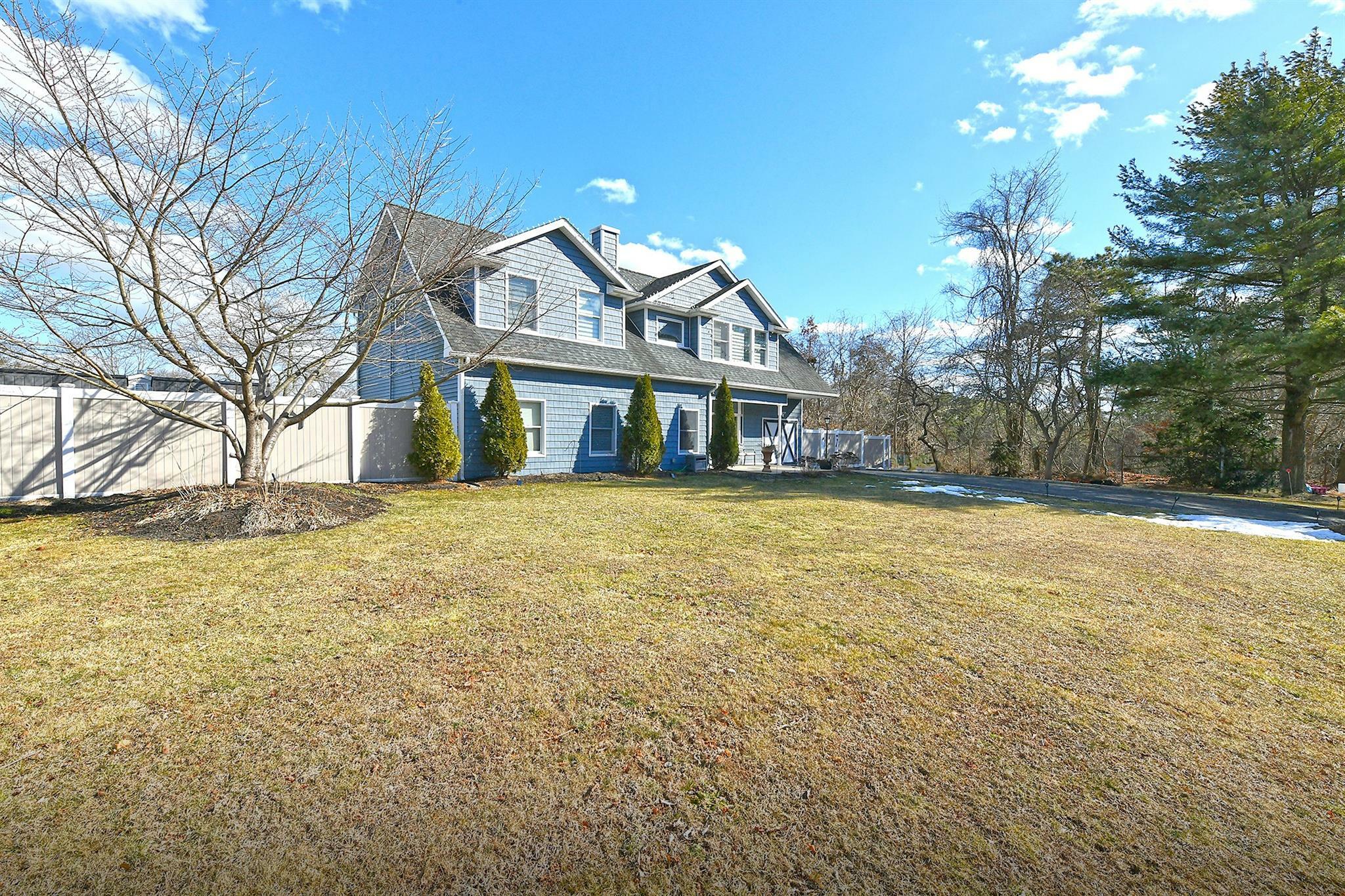 Property Photo:  7 Redpine Drive  NY 11763 