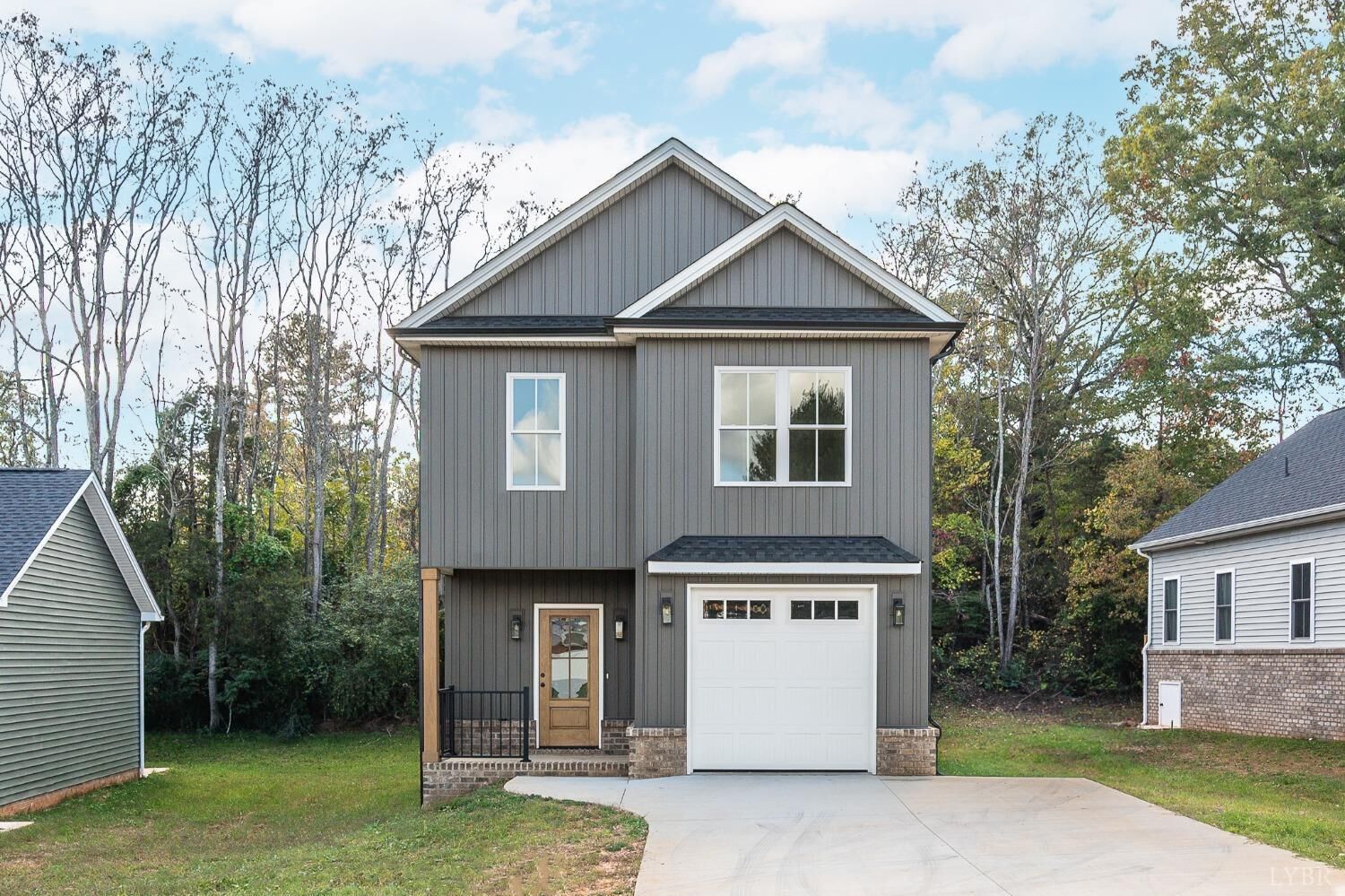 Property Photo: 466 North Avenue VA 24522