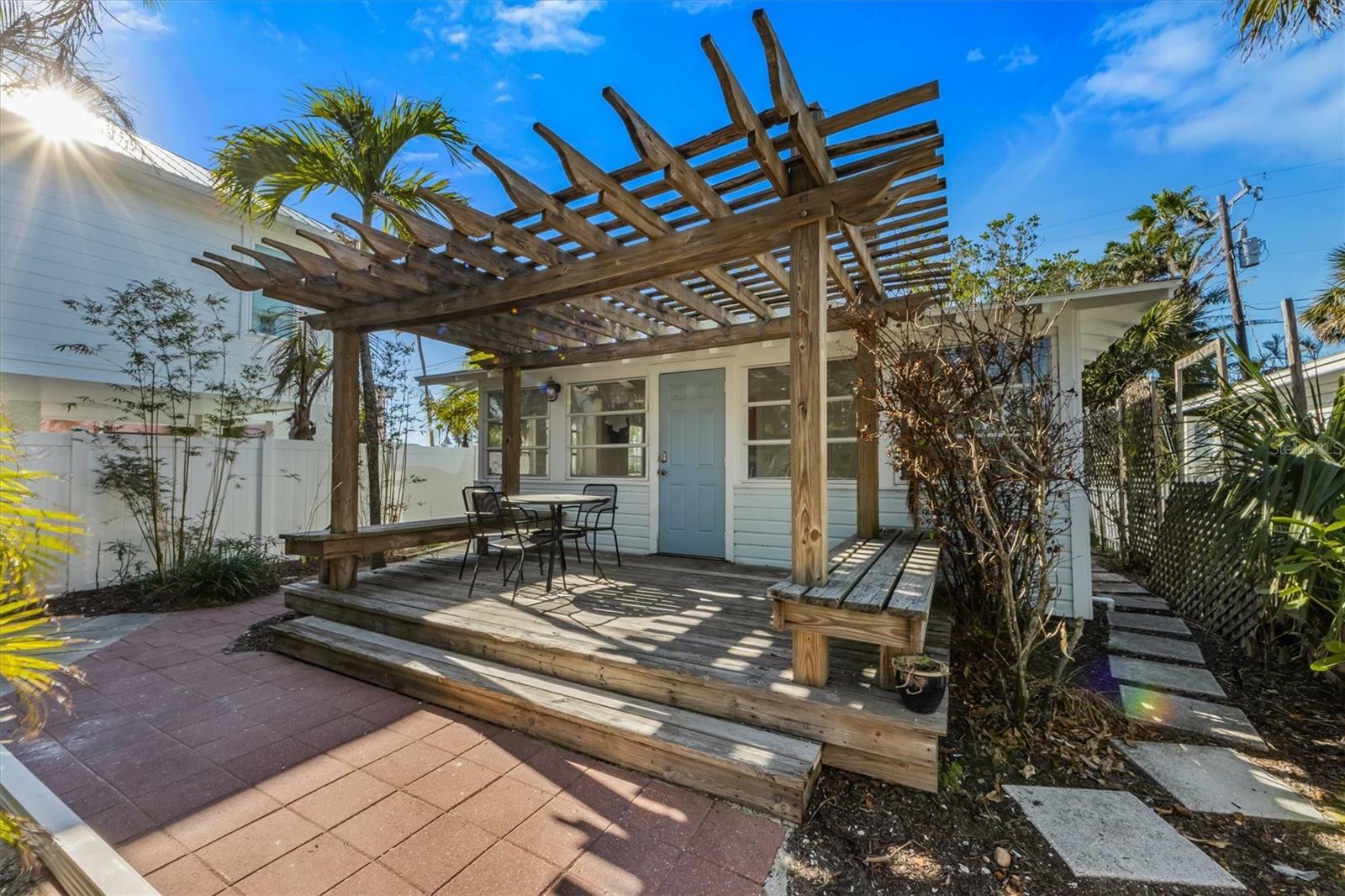 Property Photo:  520 Spring Avenue A  FL 34216 