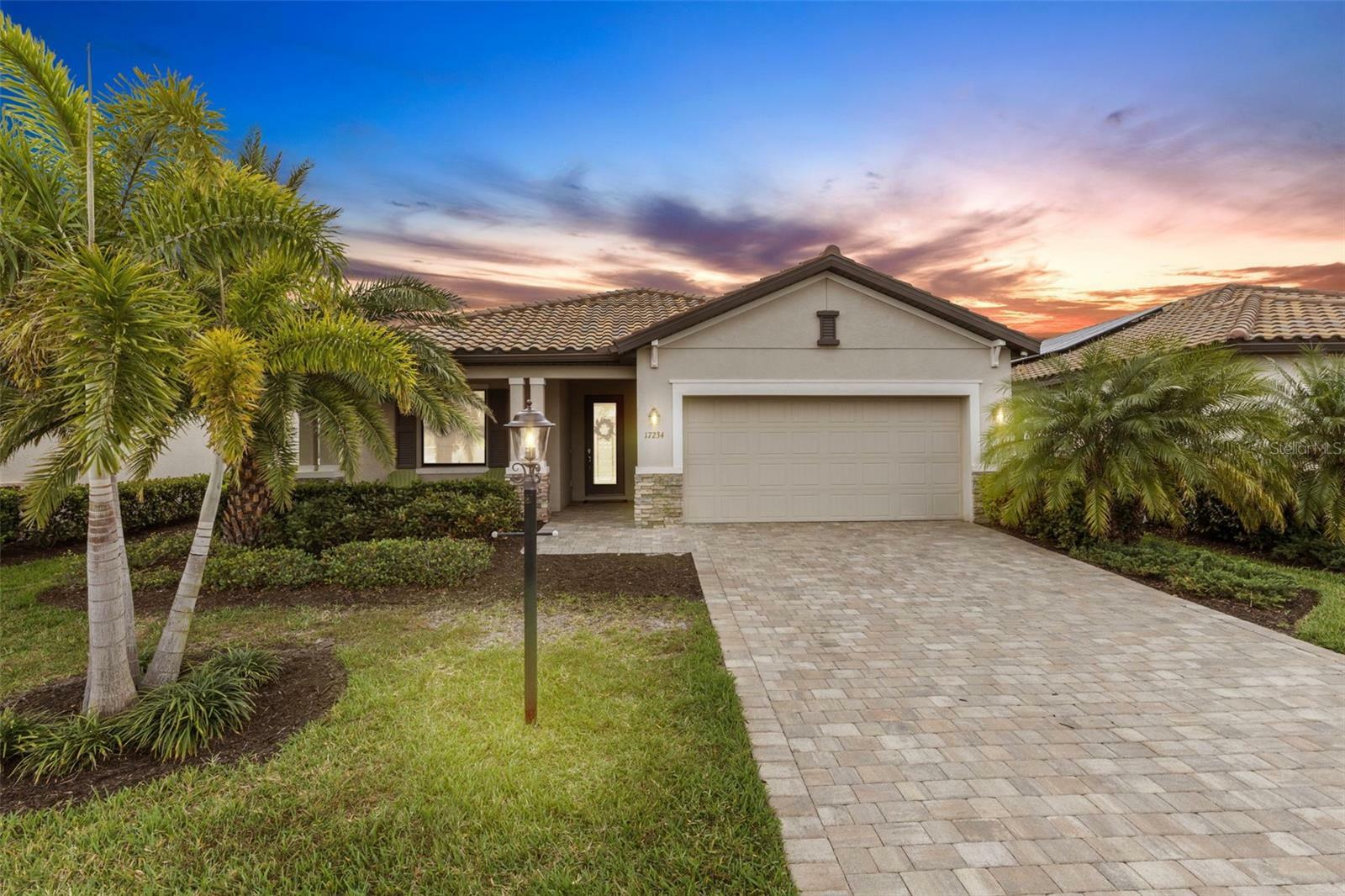 Property Photo:  17234 Blue Ridge Place  FL 34211 