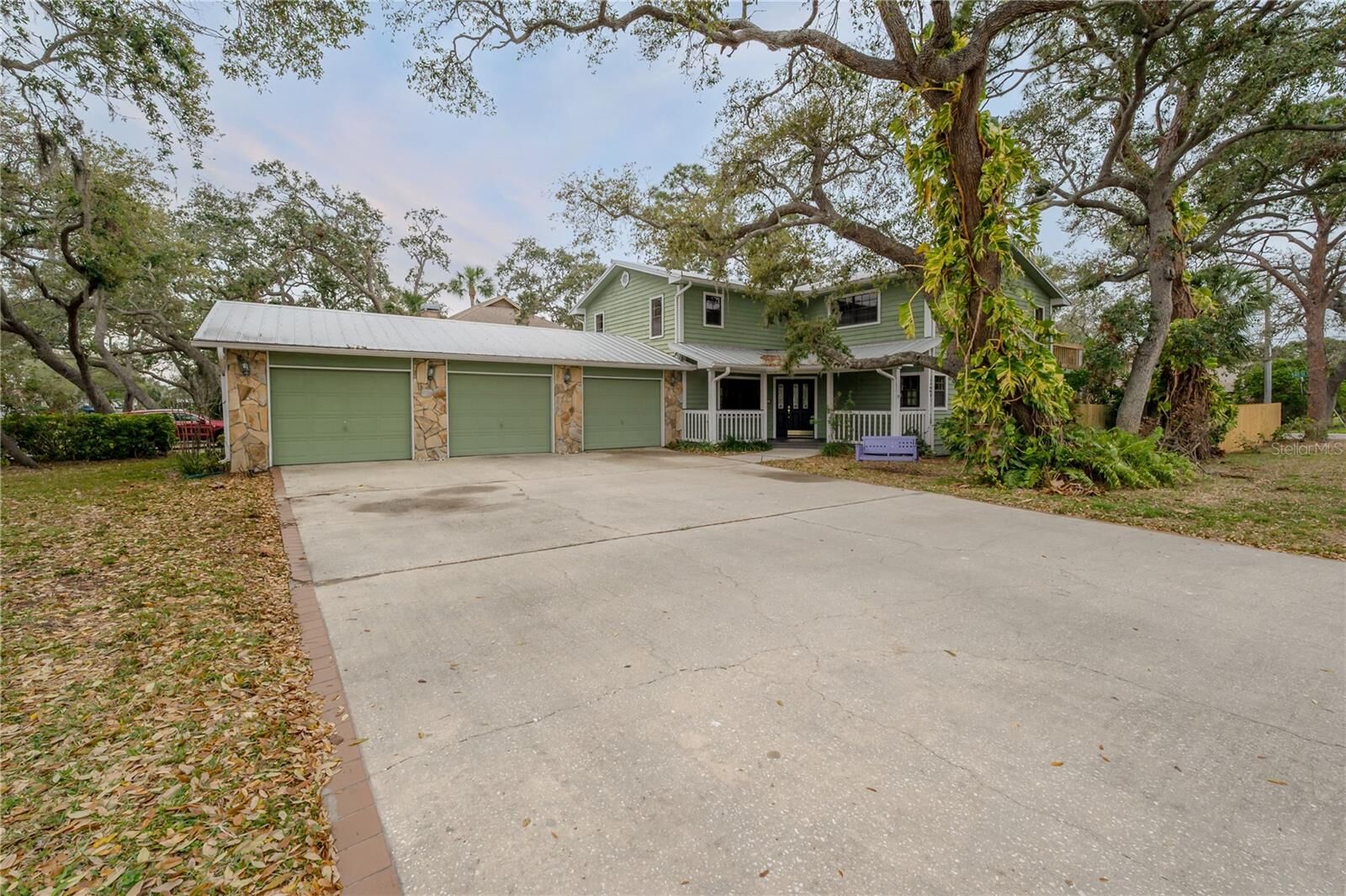 Property Photo:  7692 Harbor View Way  FL 33776 