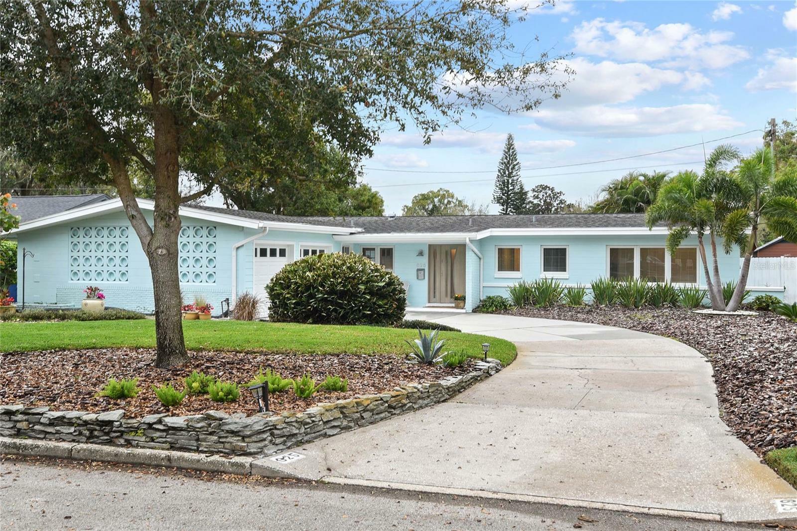 Property Photo:  625 Worthington Drive  FL 32789 