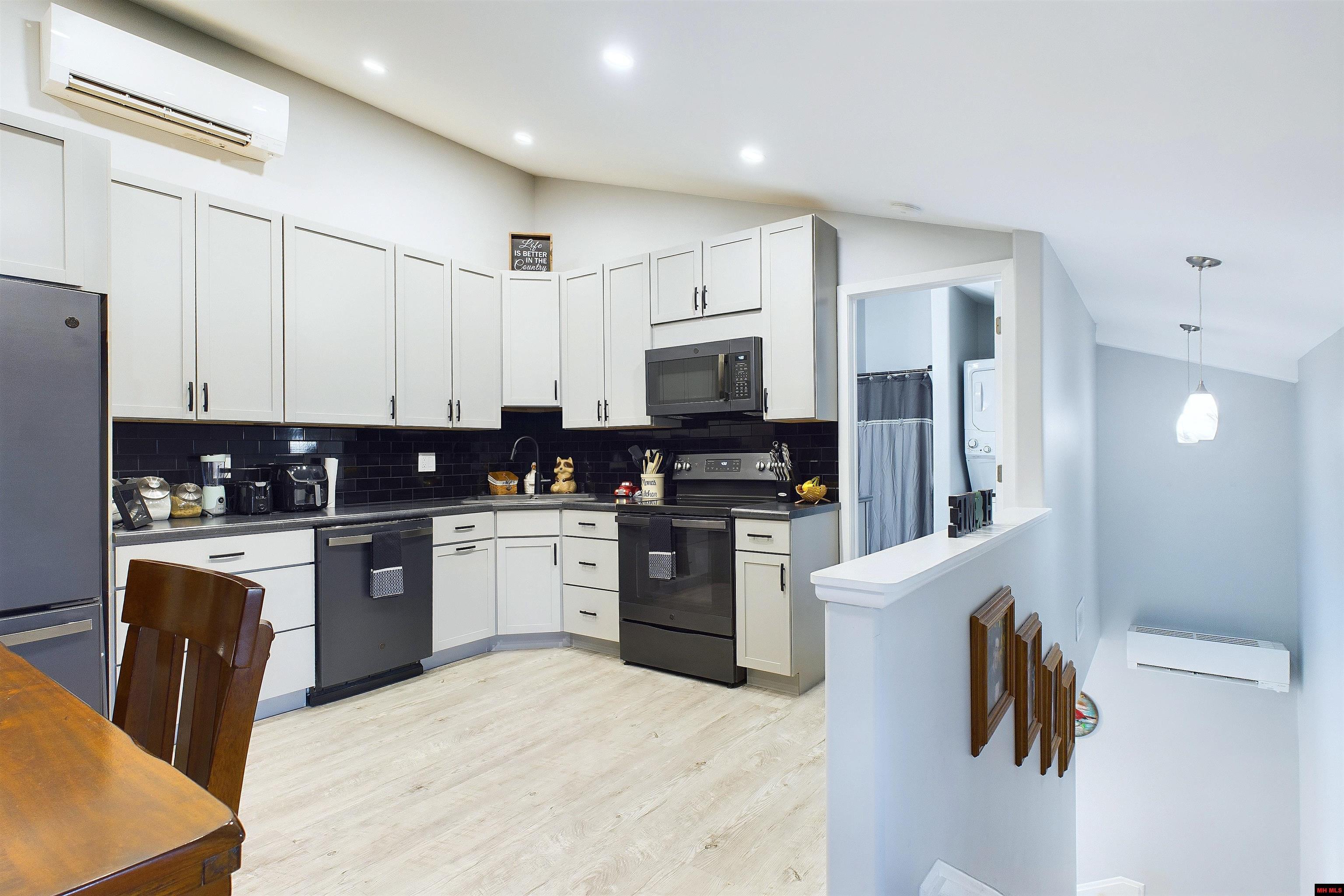 Property Photo: 896 Cr 672 AR 72653
