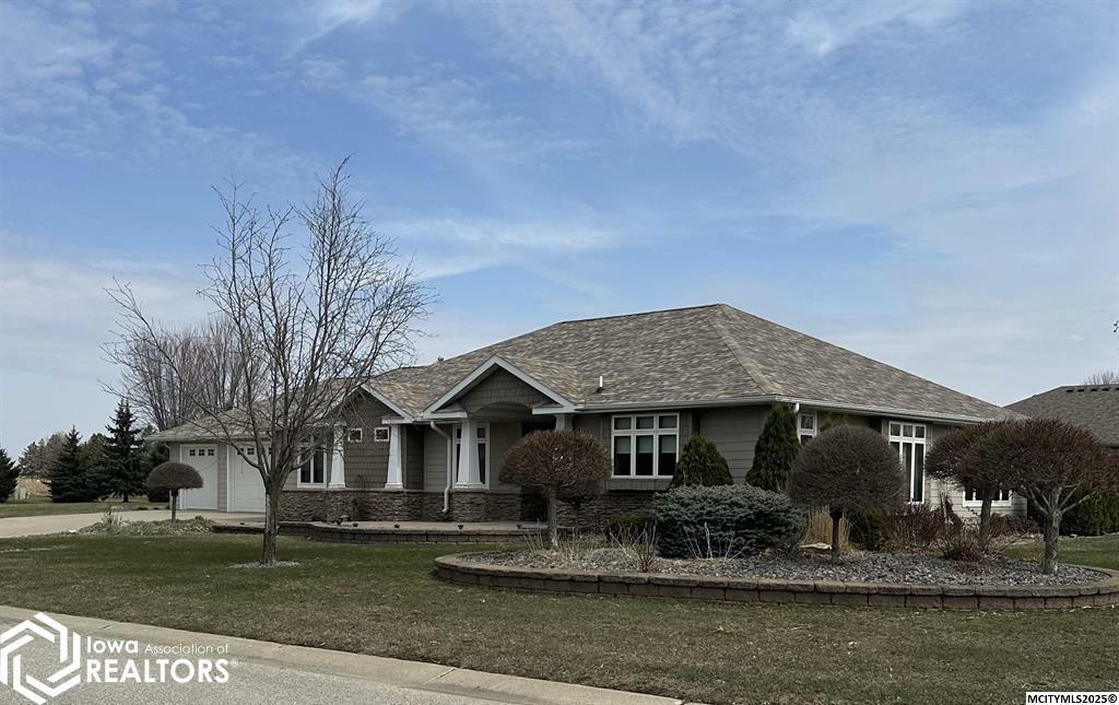 Property Photo: 322 Nature Court IA 50459